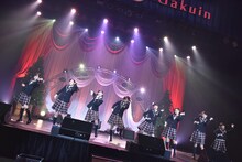 さくら学院「10th Anniversary さくら学院☆2020 ～ Happy Xmas ～」の様子。