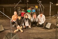 東京カランコロン（Photo by 酒井ダイスケ）