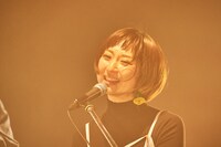 せんせい（Vo, Key）（Photo by 酒井ダイスケ）