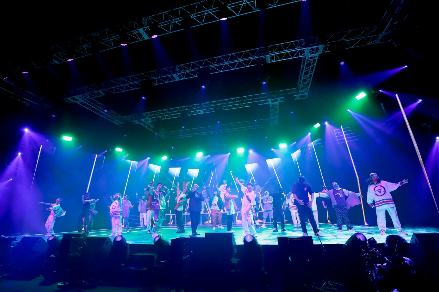 三代目 J SOUL BROTHERS from EXILE TRIBE「LIVE×ONLINE BEYOND THE BORDER "三代目 J SOUL BROTHERS" Christmas Party」の様子。（写真提供：LDH JAPAN）