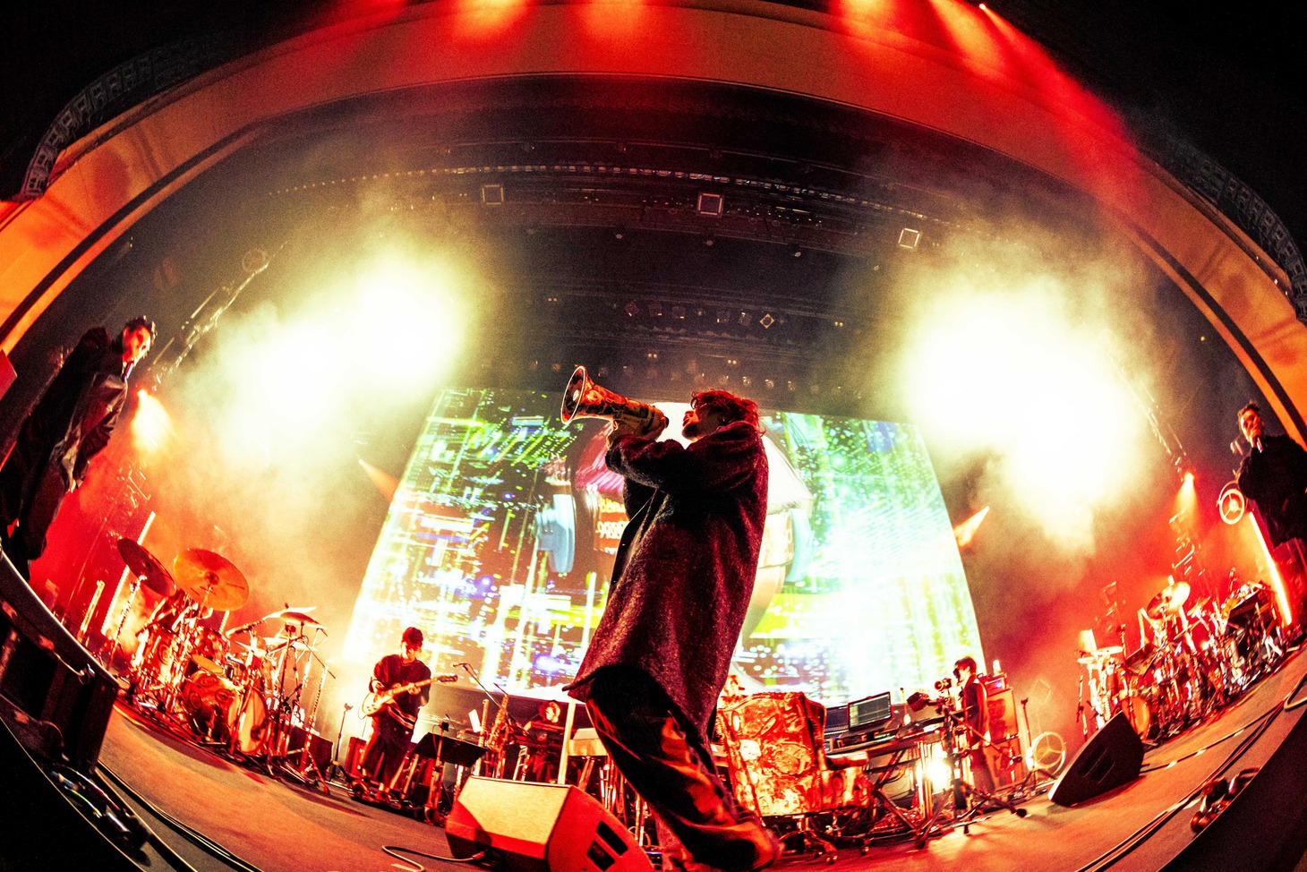 「millennium parade 3D LIVE 2020」の様子。（Photo by Kosuke Ito）