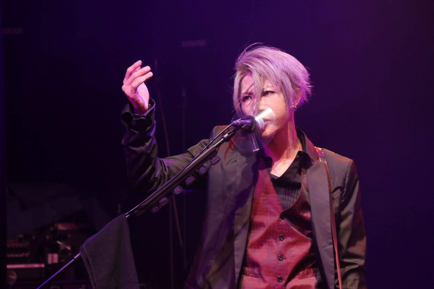 歌広場淳（B）（写真提供：株式会社ユークリッド・マネージメント）