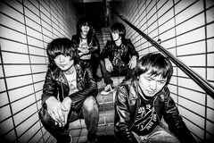 THE PRETTY TONESが贈るクリスマスプレゼント、新曲「ロリーはパンク」MV公開