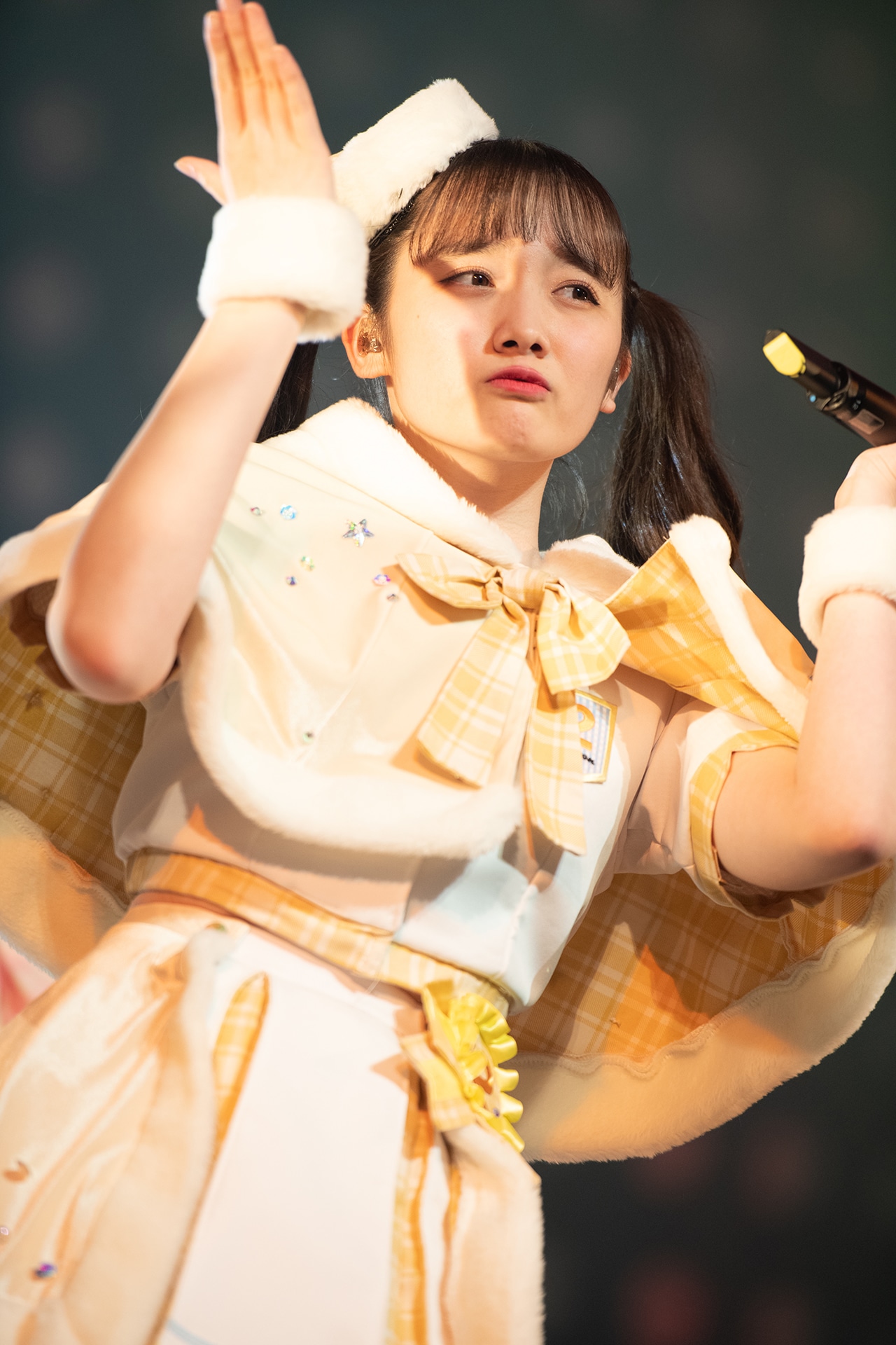 山本莉唯