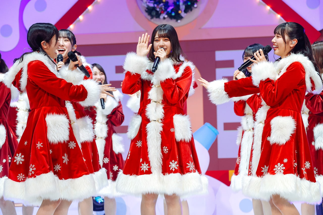 緊急セール 日向坂46 松田好花 「ひなくり2021」サンタ 生写真 直筆サイン 緊急セール 日向坂46 松田好花 「ひなくり2021」サンタ 生写真