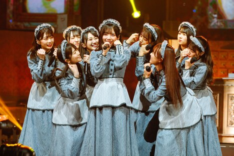 「ひなくり2020~おばけホテルと22人のサンタクロース」の様子。(c) Seed & Flower LLC