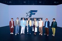 FANTASTICS from EXILE TRIBE（写真提供：LDH JAPAN）