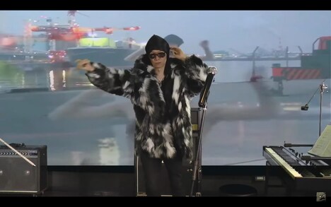 パラパラを踊るノリアキ