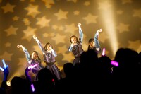 PARADISES（Photo by sotobayashi kenta）