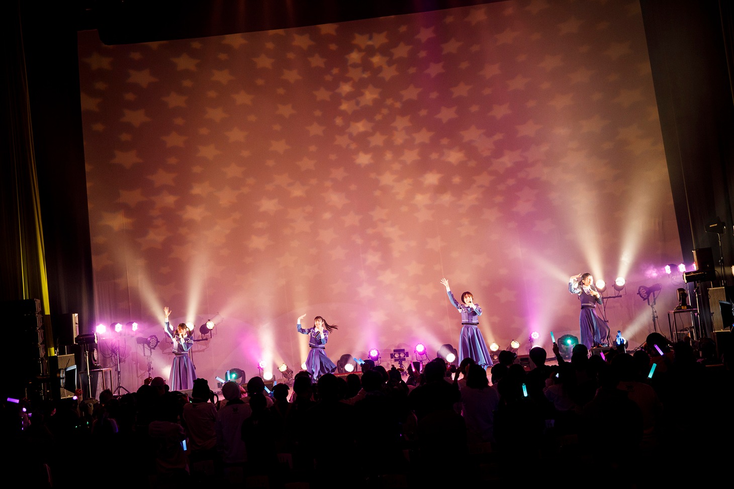 PARADISES「LAST FANTASTIC FOUR」の様子。（Photo by sotobayashi kenta）