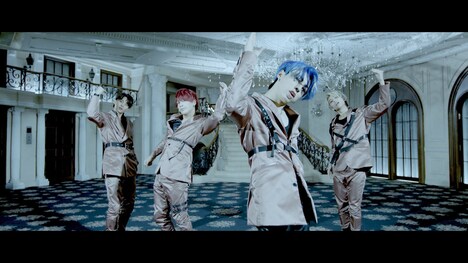 OWV「Ready Set Go」ダンスパフォーマンスビデオのサムネイル。