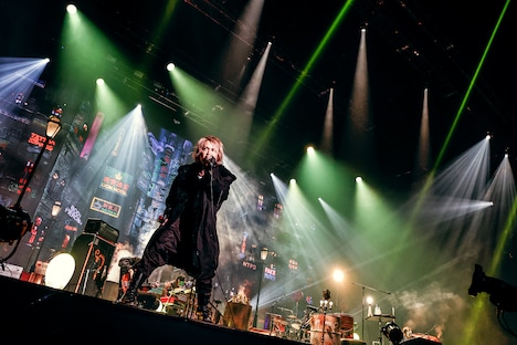 「HYDE LIVE 2020-2021 ANTI WIRE」神奈川・ぴあアリーナMM公演の様子。