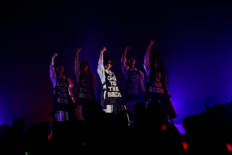 GO TO THE BEDS（Photo by sotobayashi kenta）