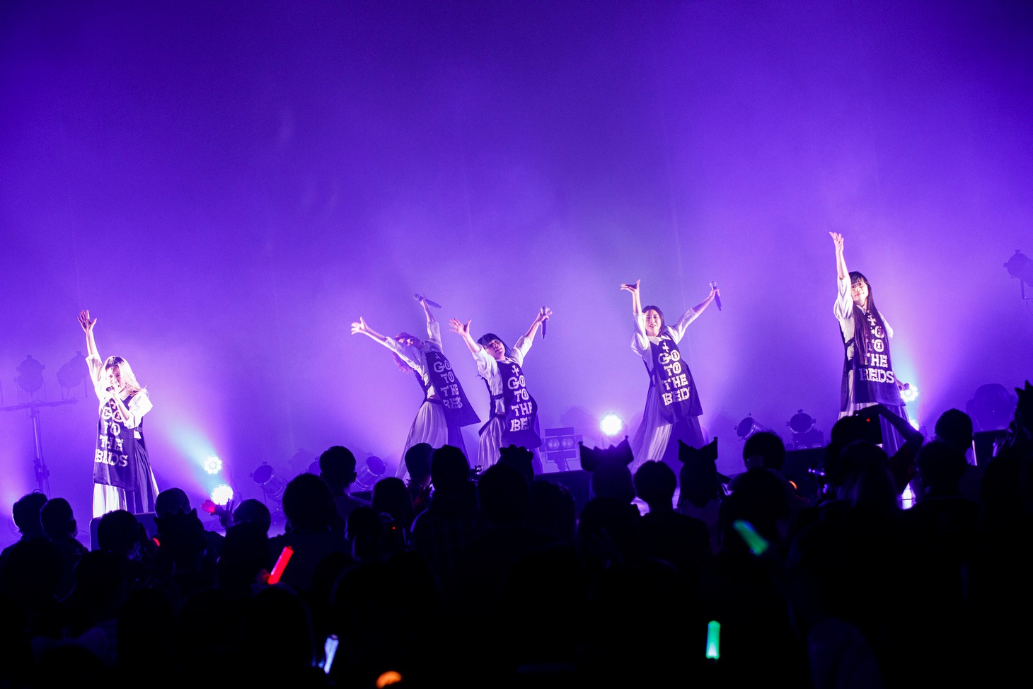 GO TO THE BEDS（Photo by sotobayashi kenta）