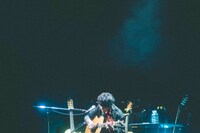 石崎ひゅーい（撮影：鈴木友梨）