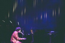 石崎ひゅーい（撮影：鈴木友梨）