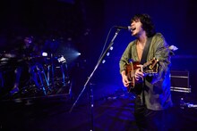 「銀杏BOYZ 年末のスマホライブ2020」の様子。（撮影：村井香）