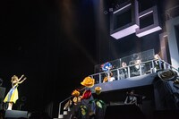 カルテットを指揮する星名美怜。