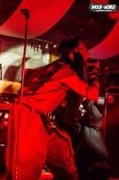 「SHOCK THE WORLD」のGEZANライブの様子。