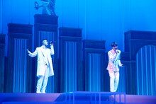 左から数原龍友、片寄涼太。（写真提供：LDH JAPAN）