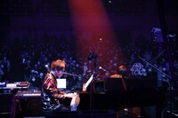 吉田トオル（Key）（撮影：Susie）