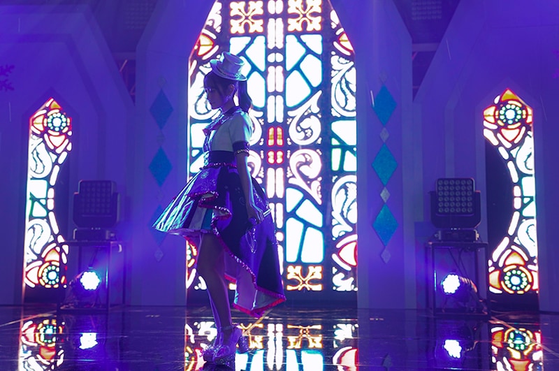 「小倉唯 ONLINE クリスマス ライブ 2020 ～Winter Twinkle Magic～」の様子。（撮影：上飯坂一）