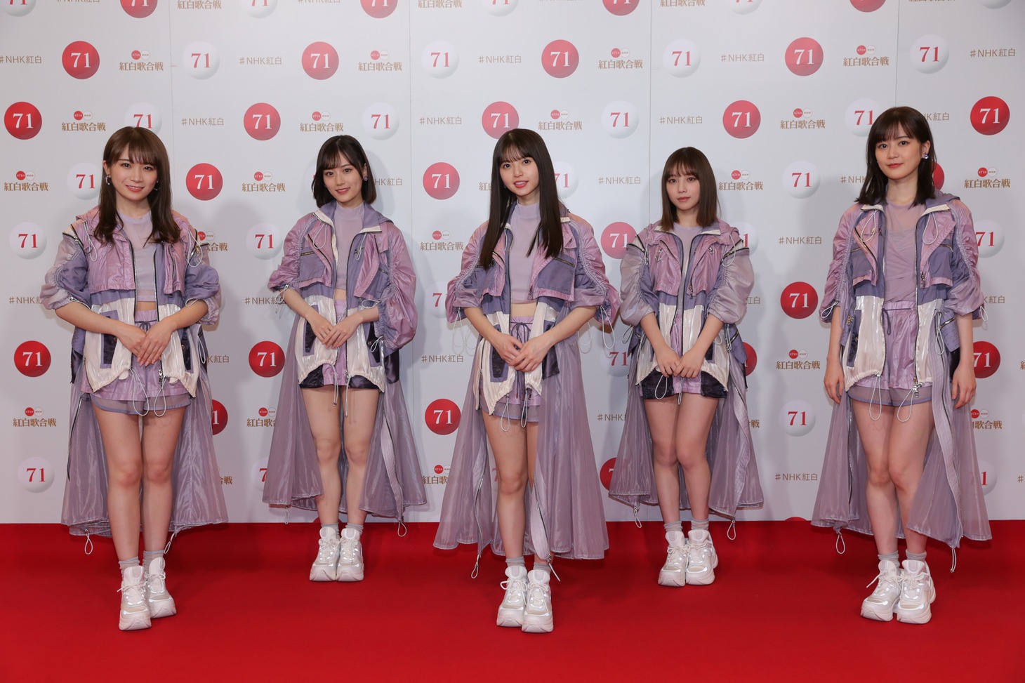 乃木坂46のメンバー。左から秋元真夏、山下美月、齋藤飛鳥、与田祐希、生田絵梨花。（写真提供：NHK）
