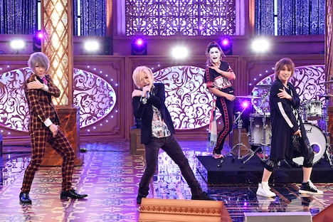 ゴールデンボンバー (c)テレビ東京