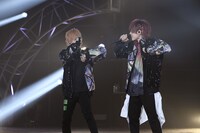 左からうらたぬき、となりの坂田。。