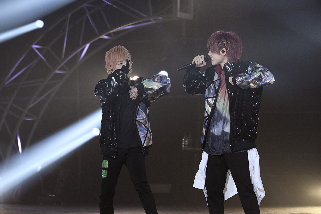 左からうらたぬき、となりの坂田。。