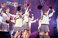 「ハグから始めよう」披露の様子。（Photo by Yoshifumi Shimizu）