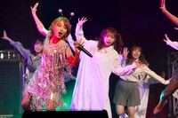 「へぇ、そーお？」披露の様子。（Photo by Yoshifumi Shimizu）