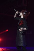 となりの坂田。（撮影：小松陽祐［ODD JOB］、
岡本麻衣）