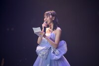 手紙を読み上げる安藤笑。（撮影：林晋介）