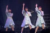 左から桜井美里、村星りじゅ、川瀬あやめ。