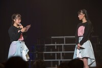 左から桜井美里、村星りじゅ。