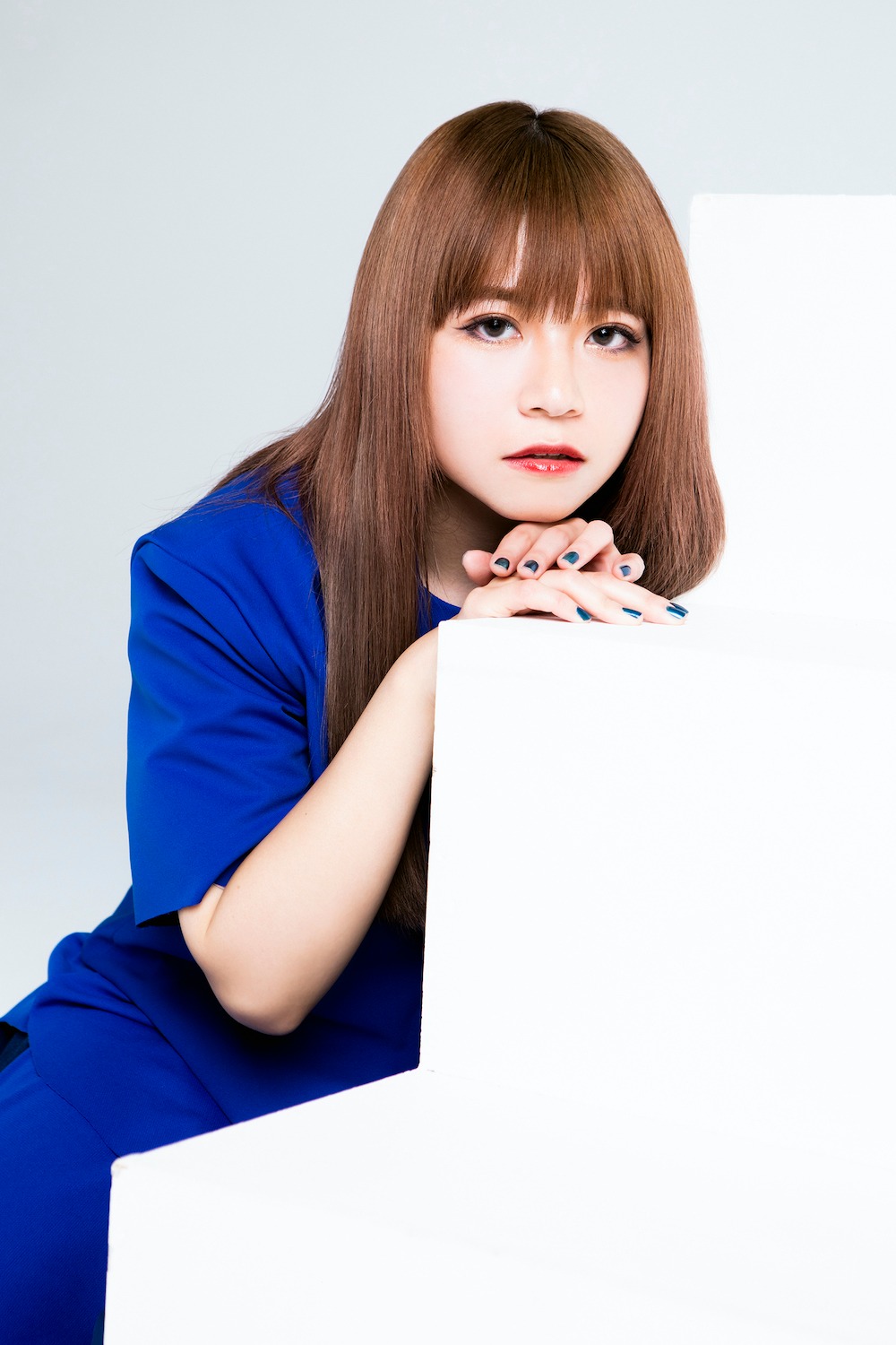 YUiNA EMPiRE