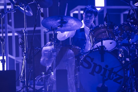 崎山龍男（撮影：中野敬久）