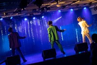 AI(R)PENによるライブの様子。