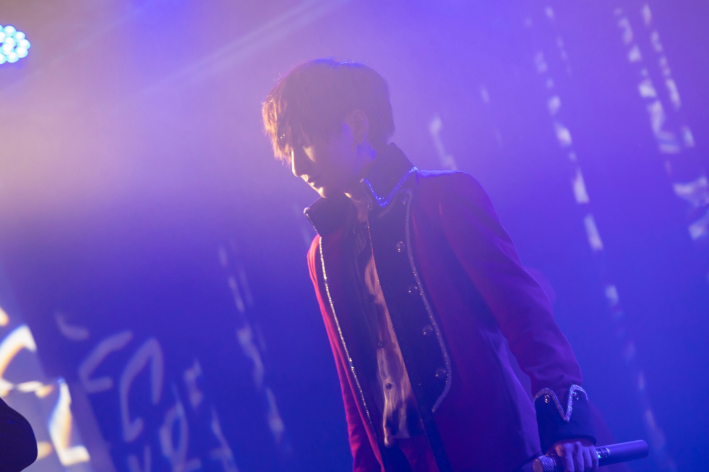 Super Break Dawnによるライブの様子。