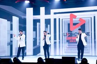 左からEXILE MAKIDAI、松本利夫、EXILE USA。（写真提供：LDH JAPAN）