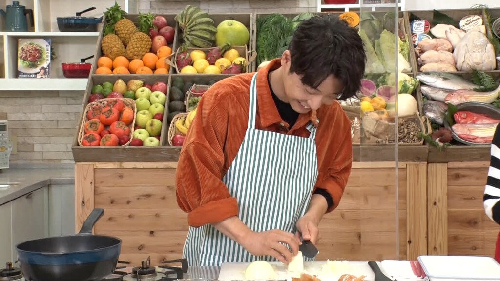 星野源、平野レミに翻弄されつつ新垣結衣のため手料理に挑戦