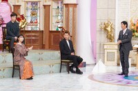 「行列のできる法律相談所20周年企画～さんまと豪華芸能人10年ぶり●●しましたSP」の様子。(c)日本テレビ