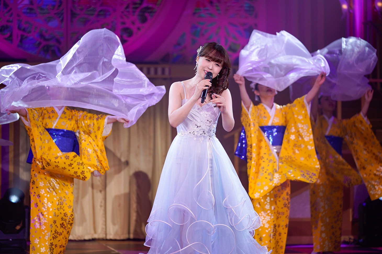 塩乃華織（撮影：上飯坂一）