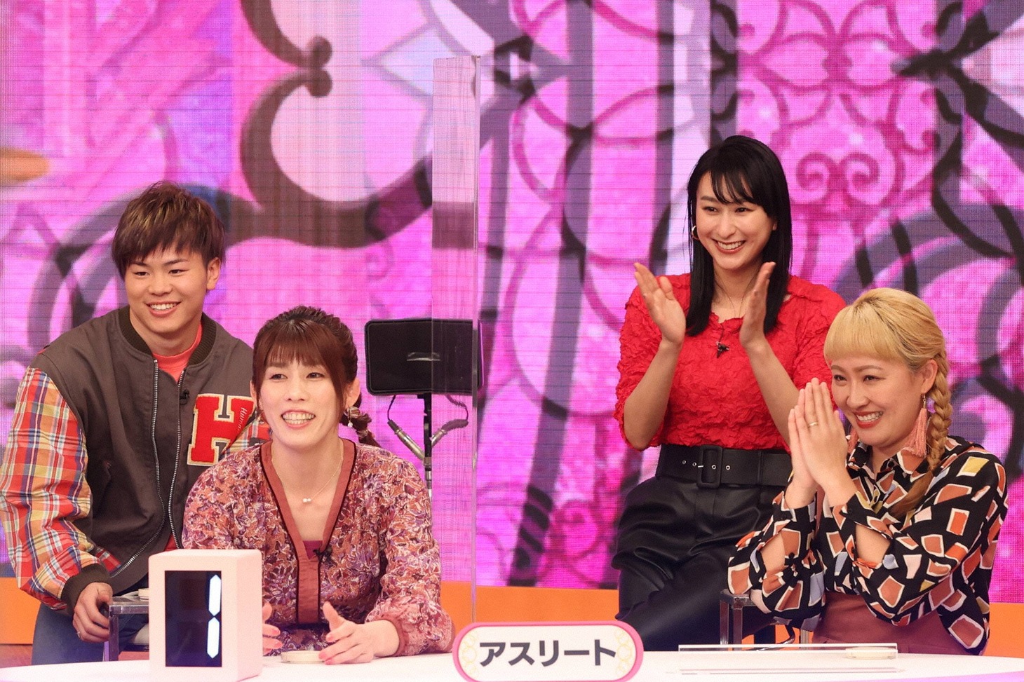 アスリートチーム (c)フジテレビ