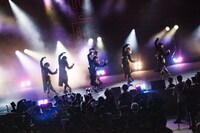 EMPiRE（Photo by sotobayashi kenta）