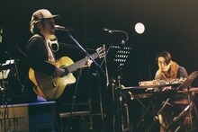 左から七尾旅人、Kan Sano。（撮影：新保勇樹）