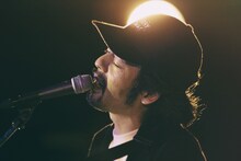 七尾旅人（撮影：新保勇樹）