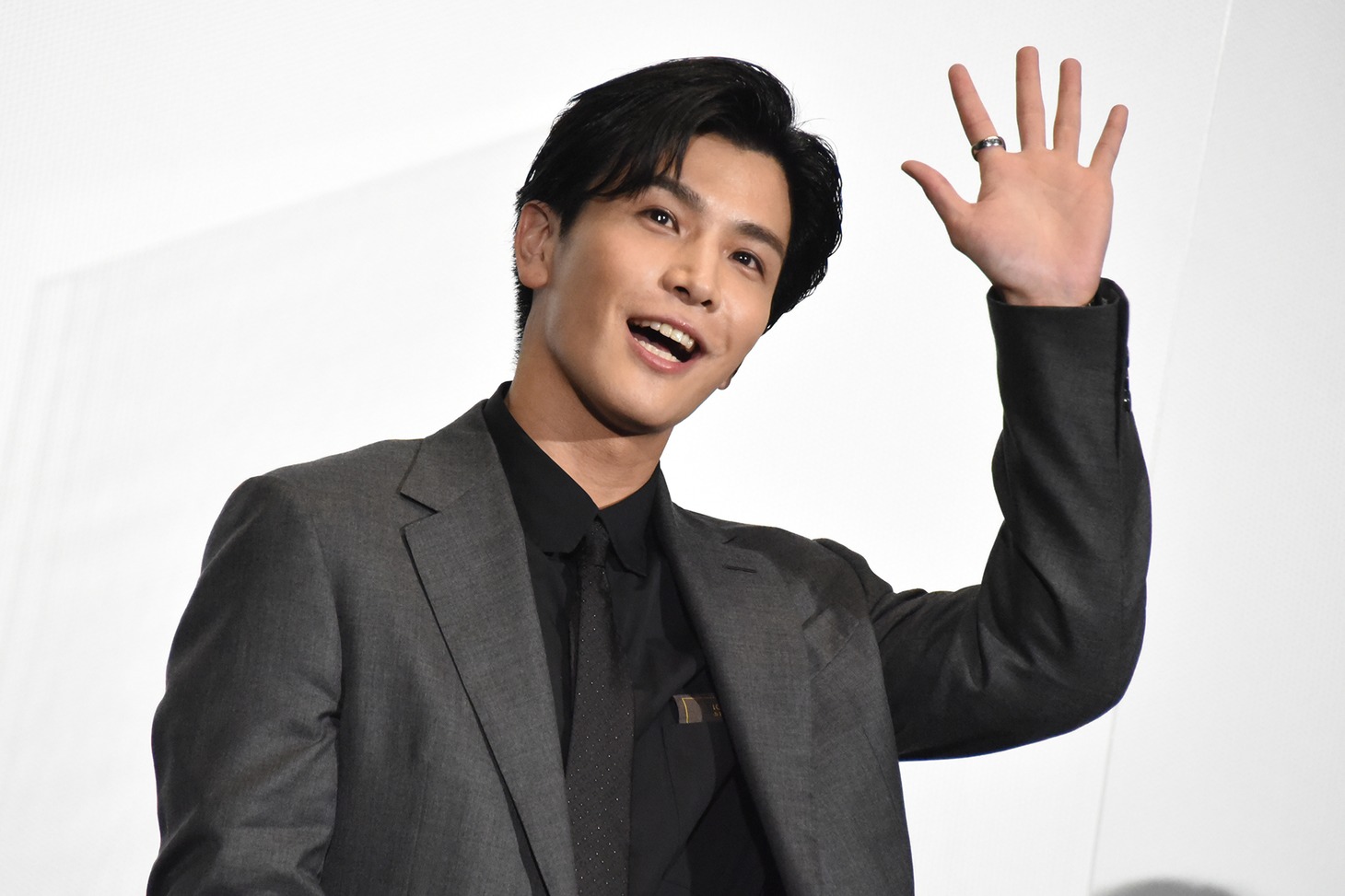 岩田剛典