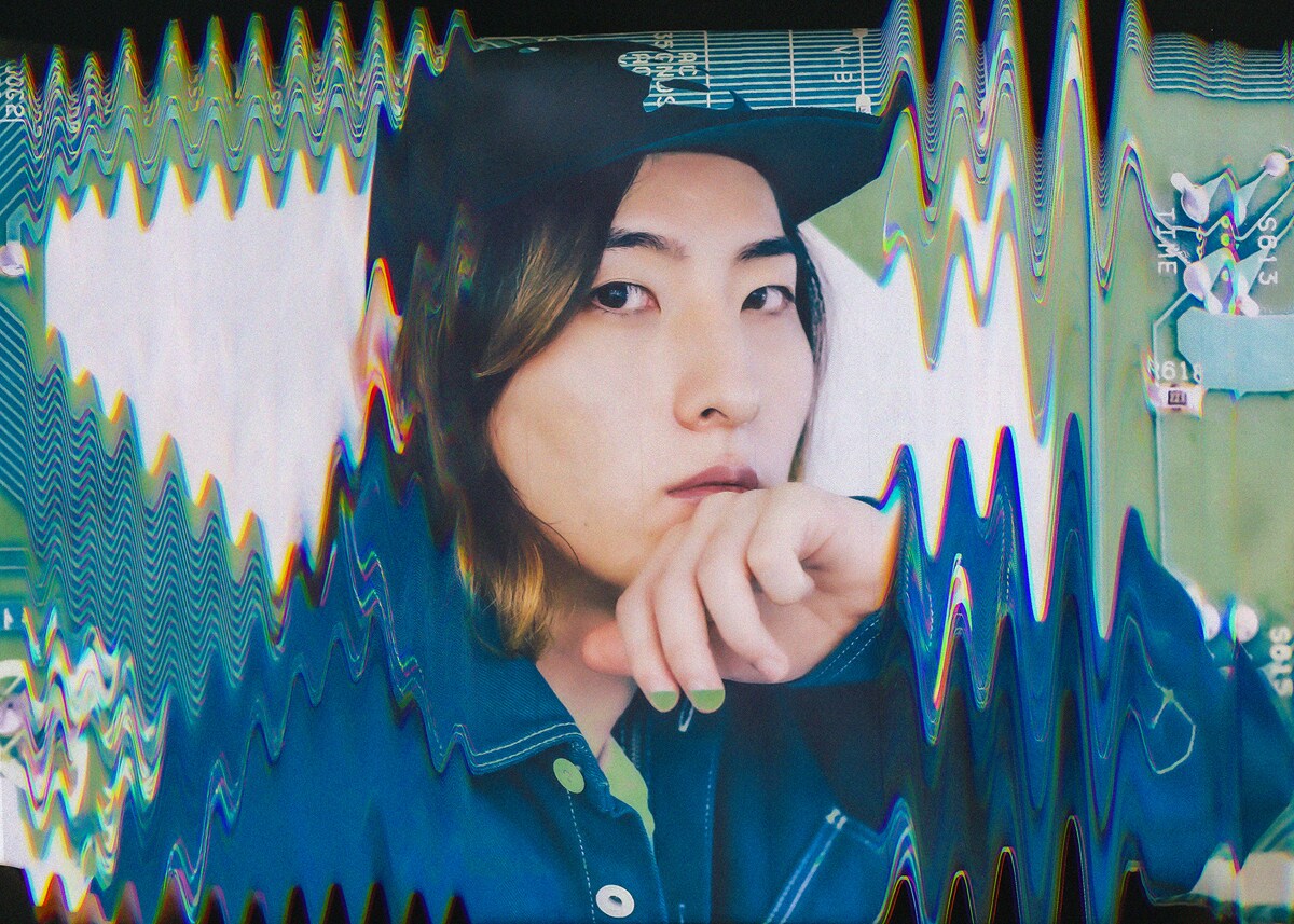 ビッケブランカが春を告げるニューシングル「ポニーテイル」発売、ビルボード公演の模様も収録